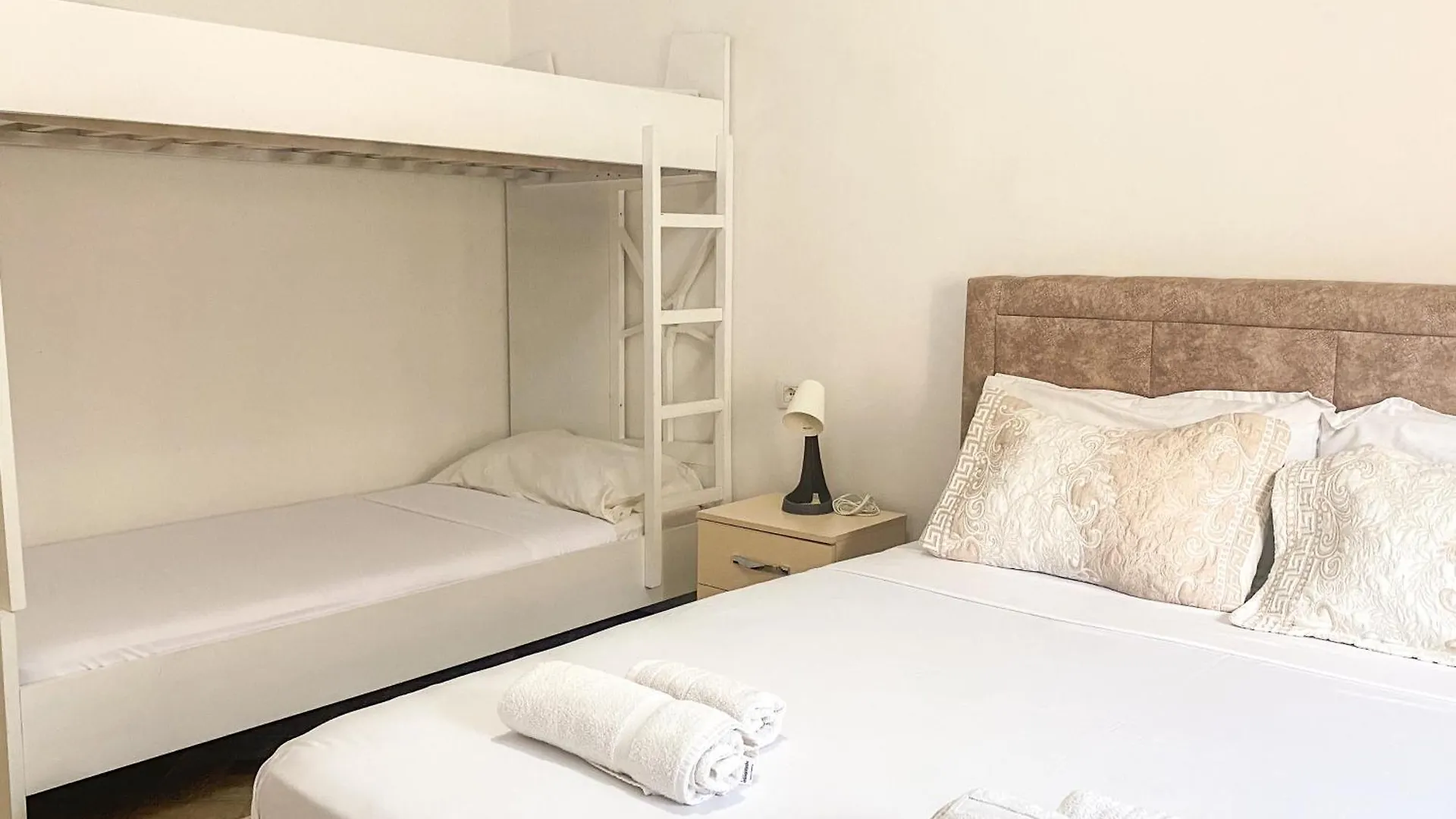 Lunasol Seaside Apartments Durres Aparthotel