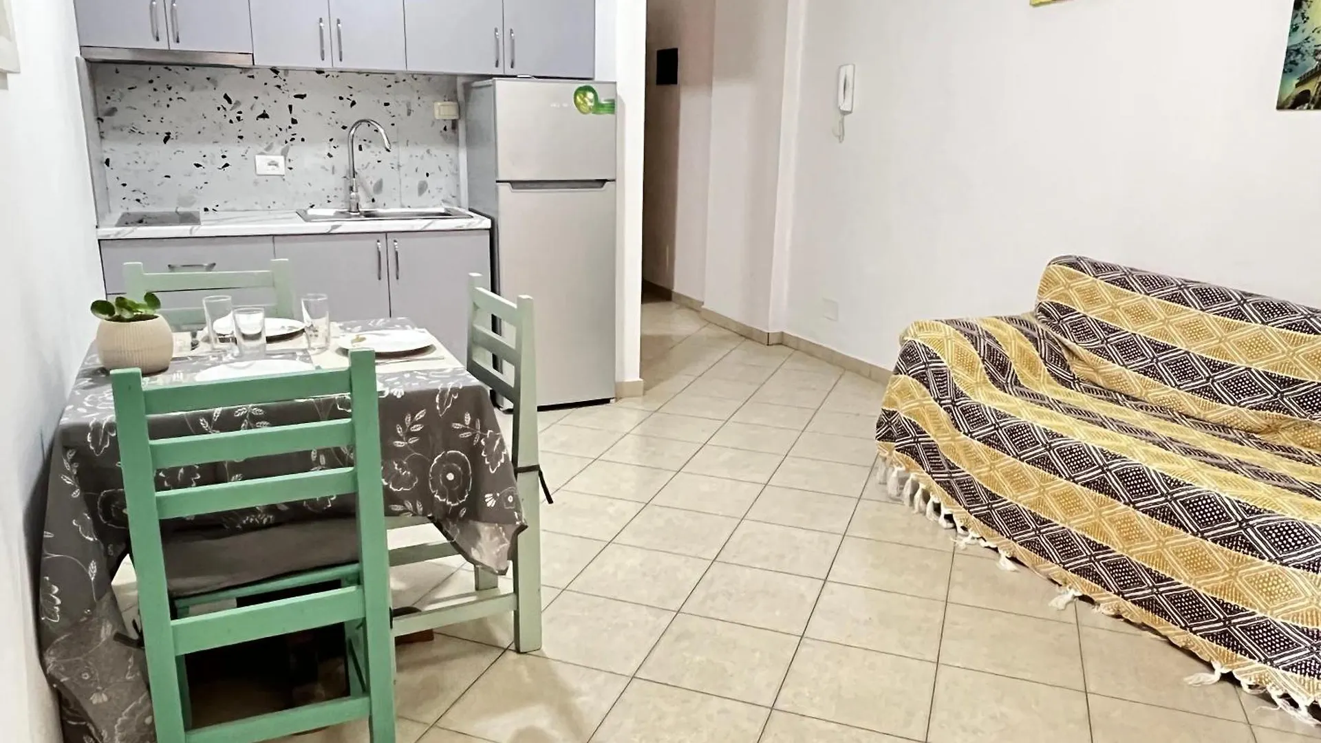 Lunasol Seaside Apartments Durres 0*,  Albania