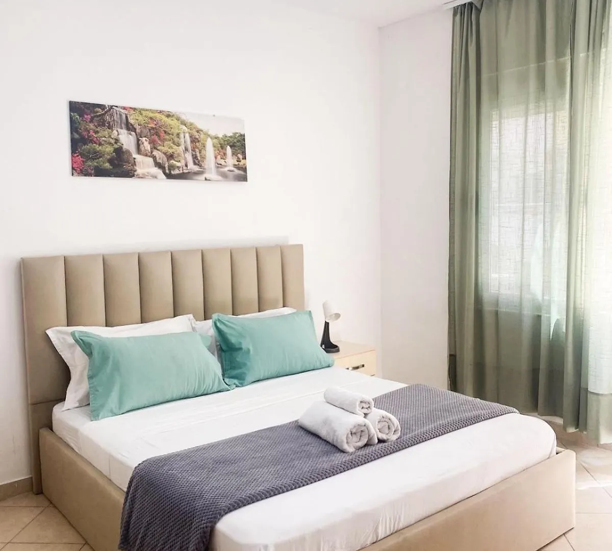 Lunasol Seaside Apartments Durres 0*,