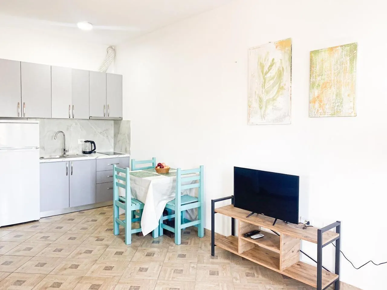 Lunasol Seaside Apartments Durres 0*,  Albania
