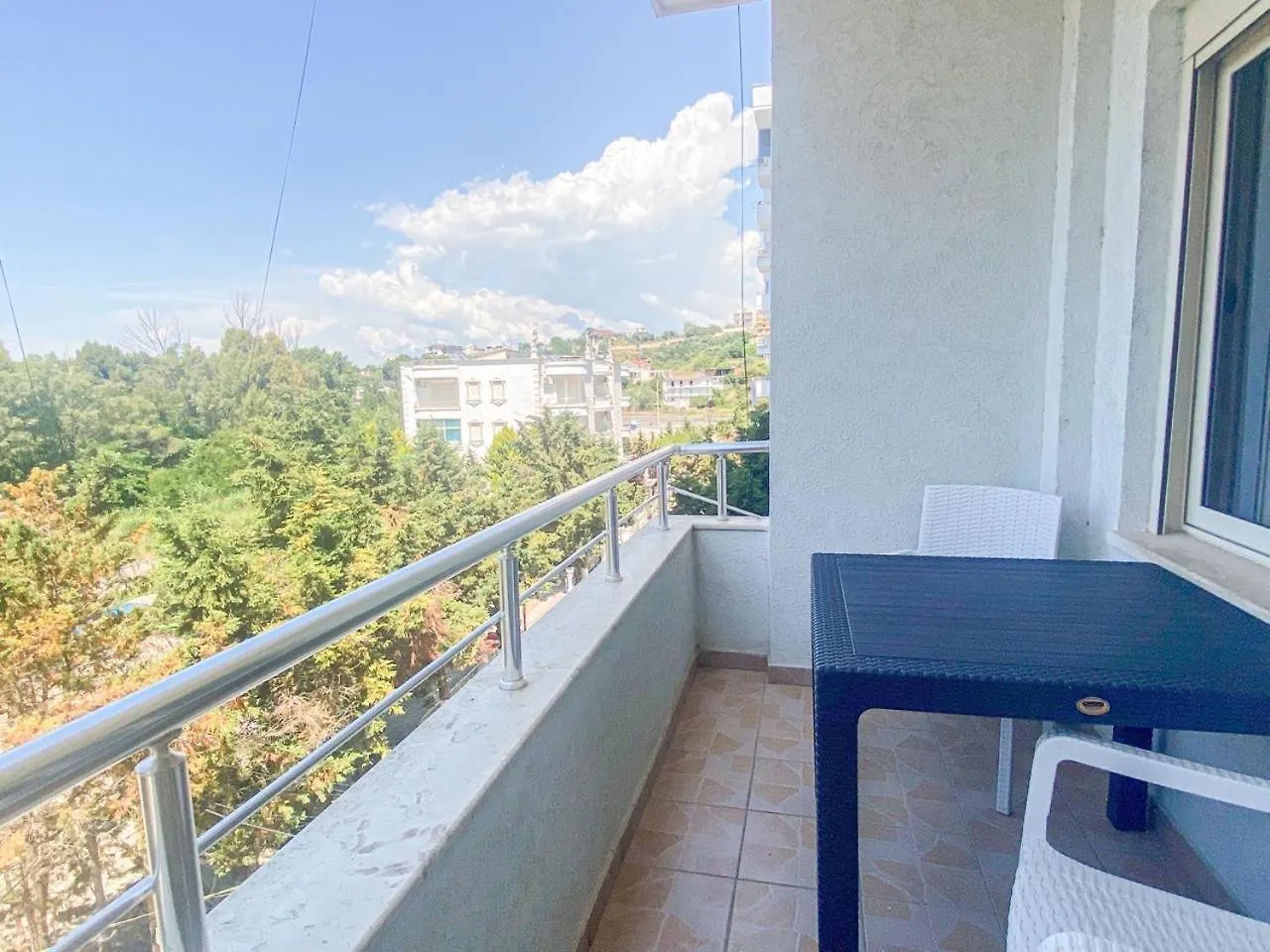 Lunasol Seaside Apartments Durrës 0*,