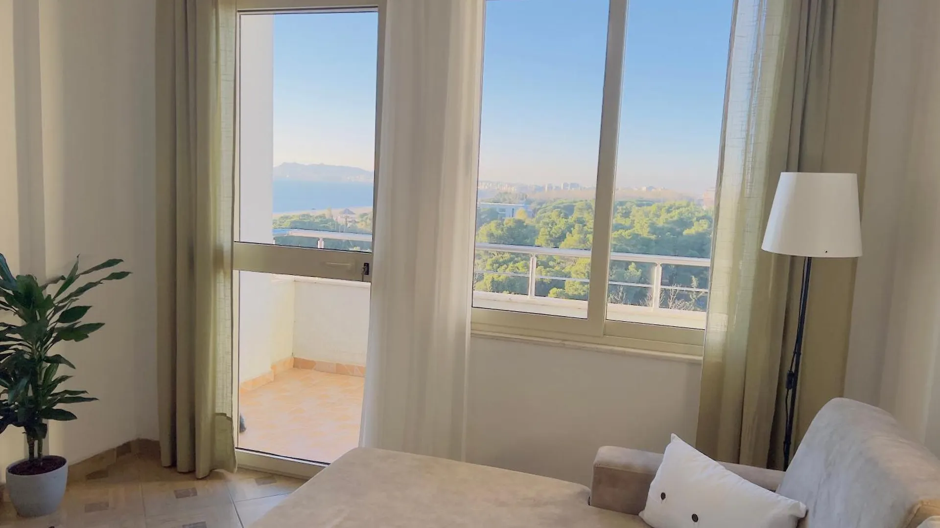 Lunasol Seaside Apartments Durres