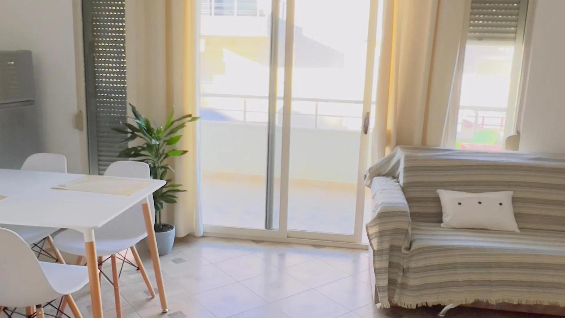 Lunasol Seaside Apartments Durres Aparthotel